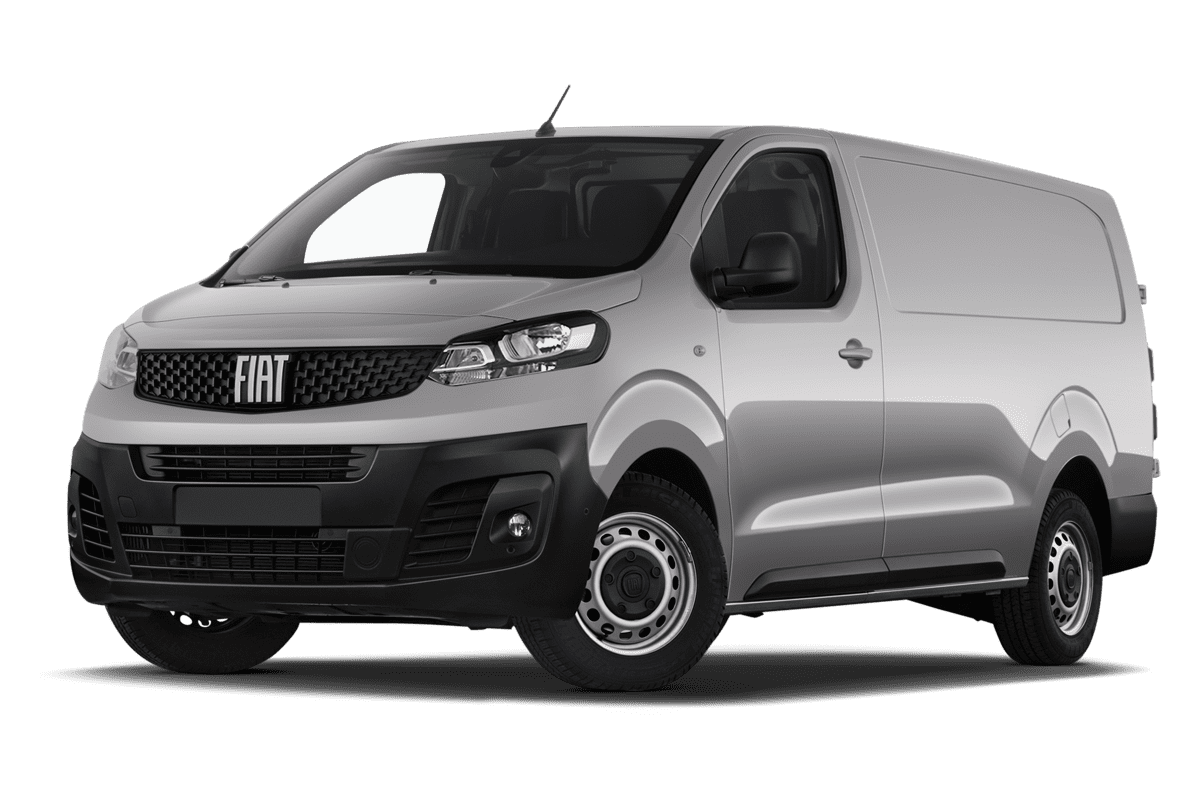 Tiefe, schräge Heckansicht eines Fiat Scudo Easy Pro, freigestellt