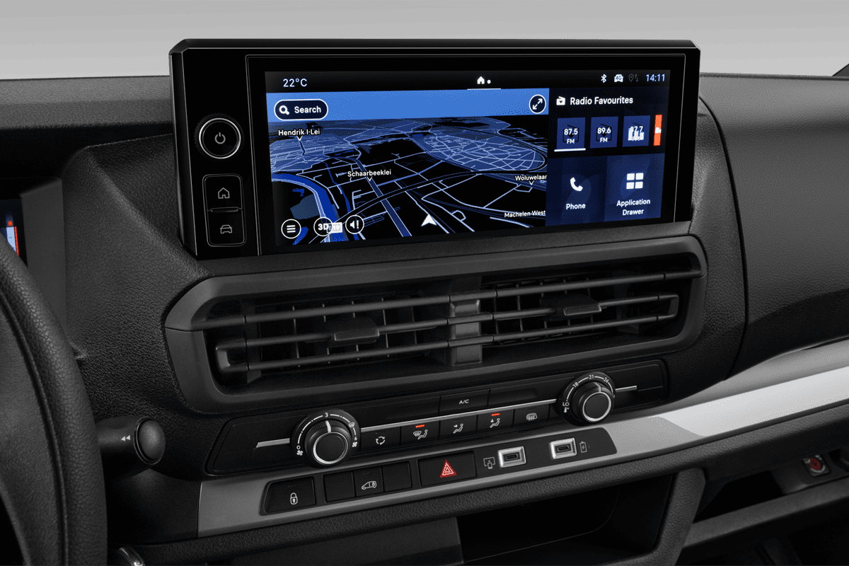 Mittelkonsole eines Fiat Scudo Kastenwagen