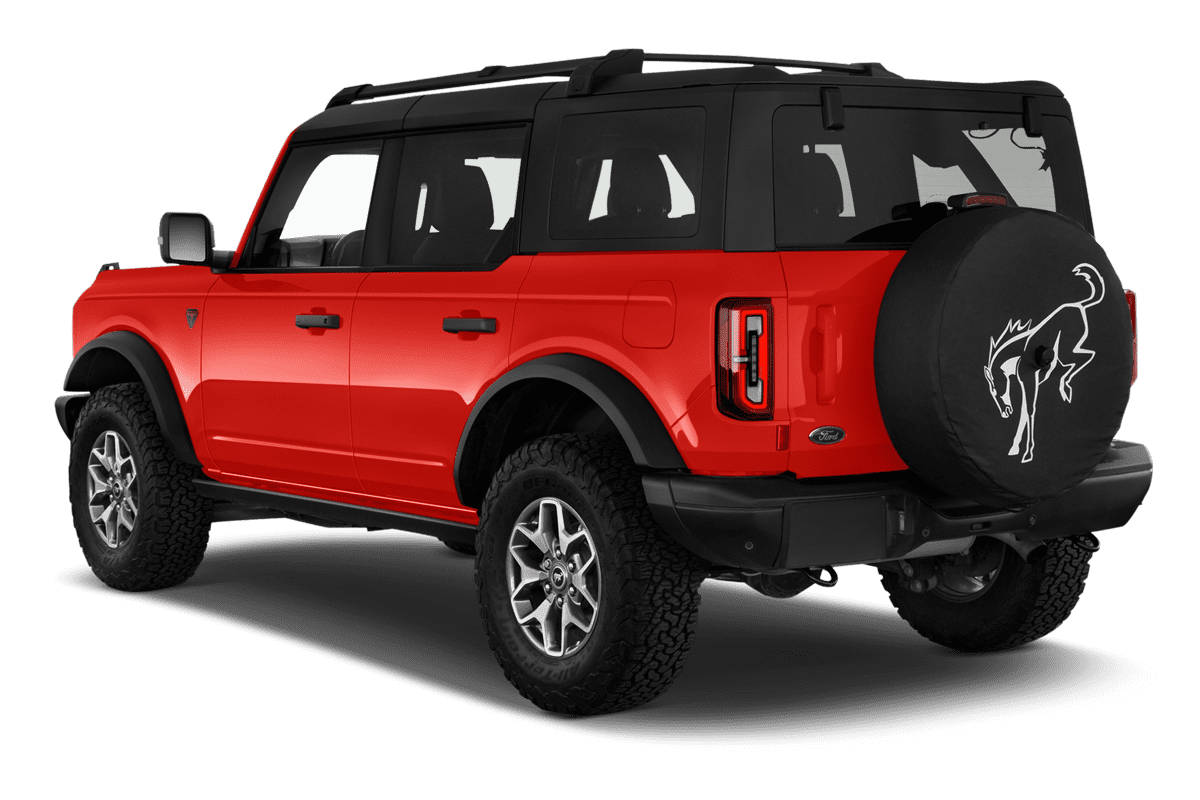 Schräge Heckansicht eines Ford Bronco, freigestellt