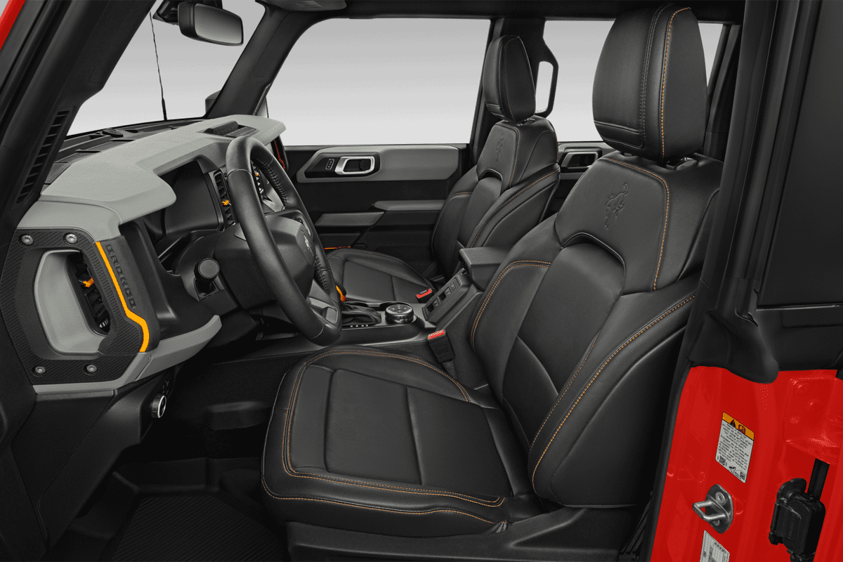 Vordersitze eines Ford Bronco