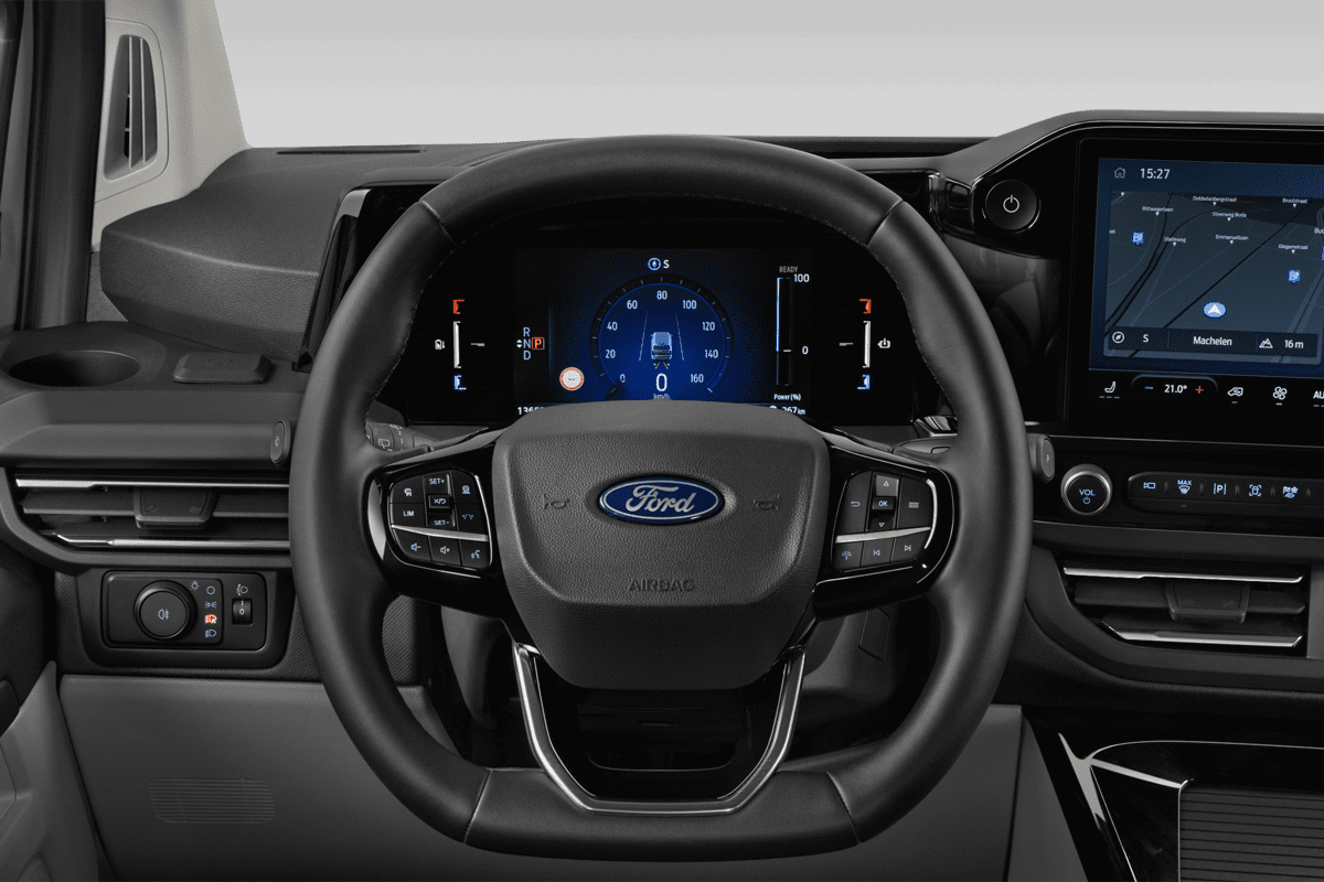 Lenkrad eines Ford E-Tourneo Custom 