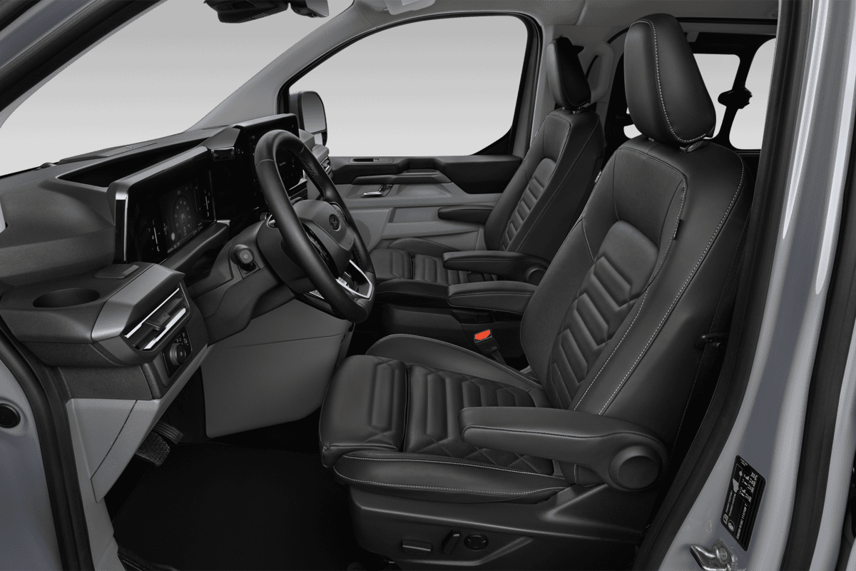 Vordersitze eines Ford E-Tourneo Custom 