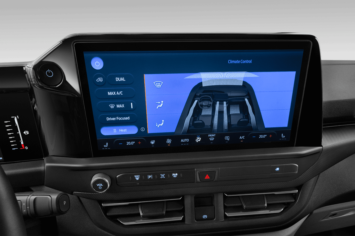 Klimasteuerung eines Ford Transit E-Custom Kastenwagen