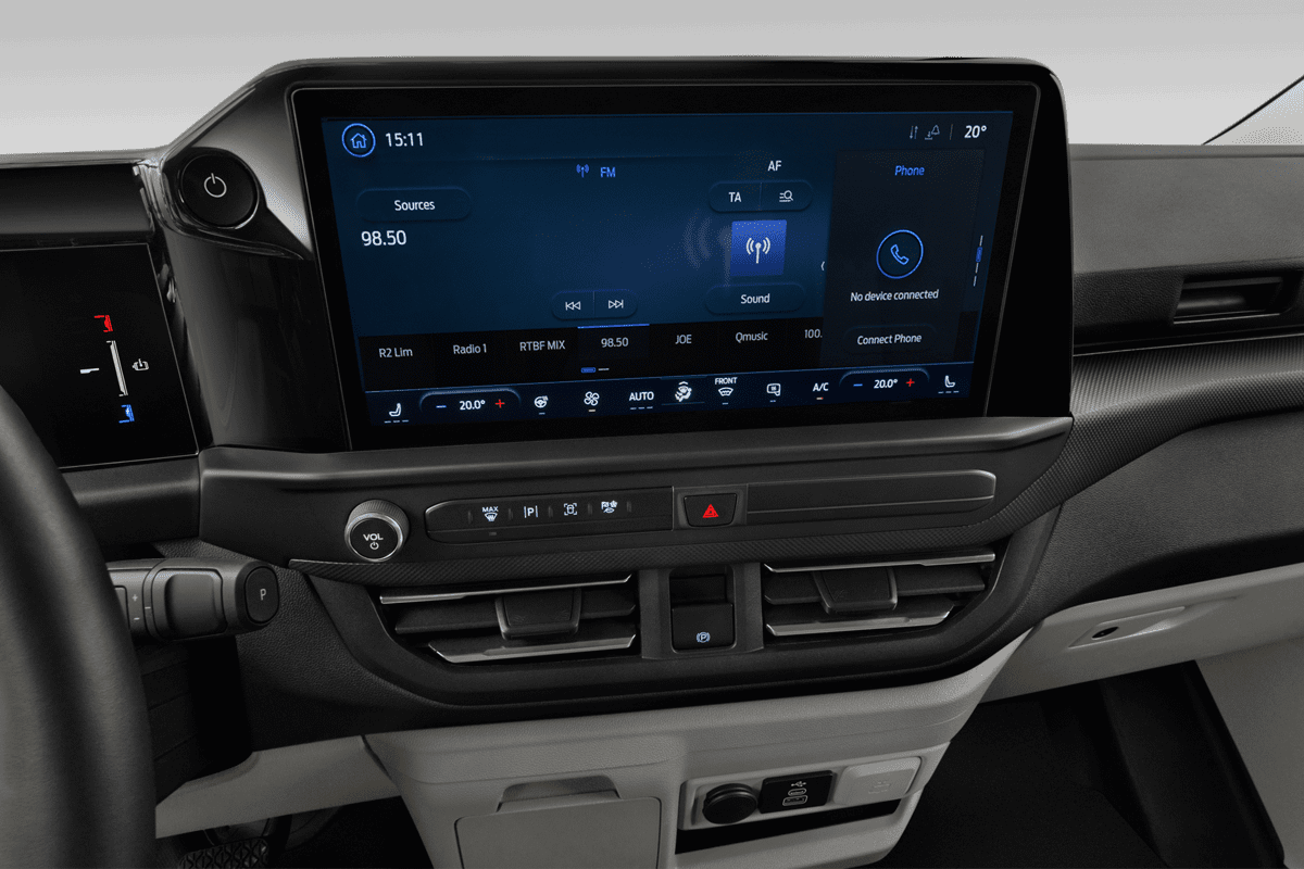 Audiosystem eines Ford Transit E-Custom Kastenwagen