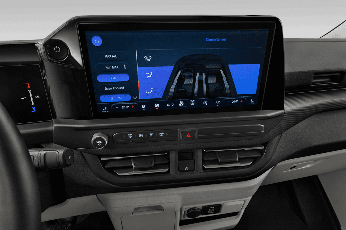 Klimasteuerung eines Ford Transit E-Custom Kastenwagen