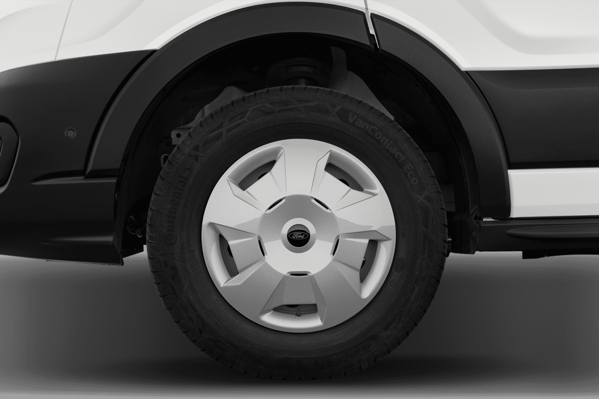 Radkappe oder Felge eines Ford E-Transit