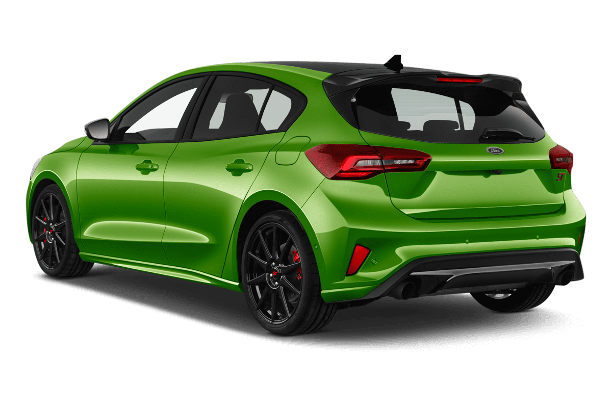 Schräge Heckansicht eines Ford Focus ST, freigestellt