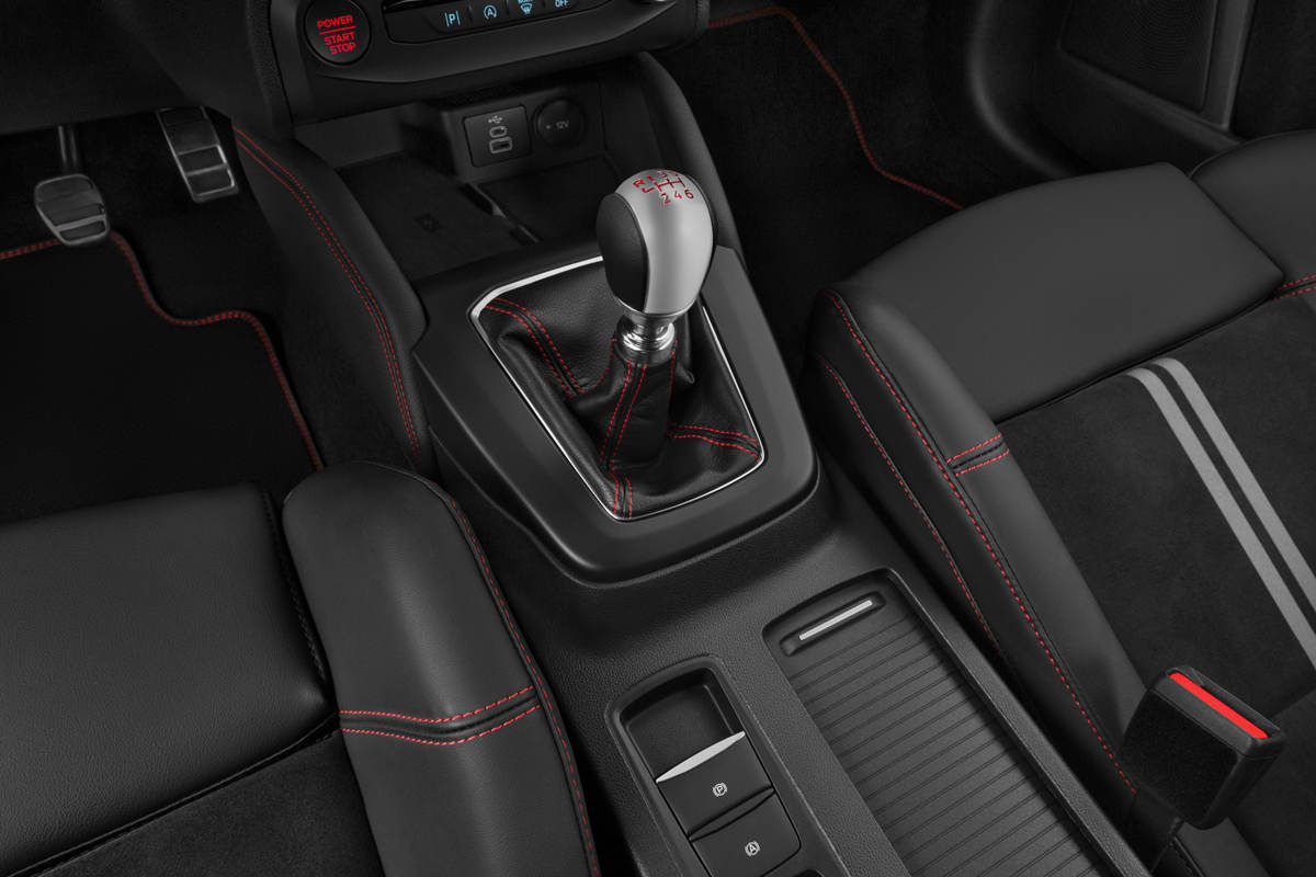 Schaltknüppel eines Ford Focus ST