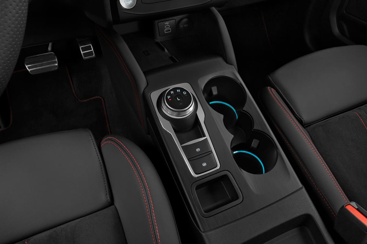 Schaltknüppel eines Ford Kuga Hybrid 