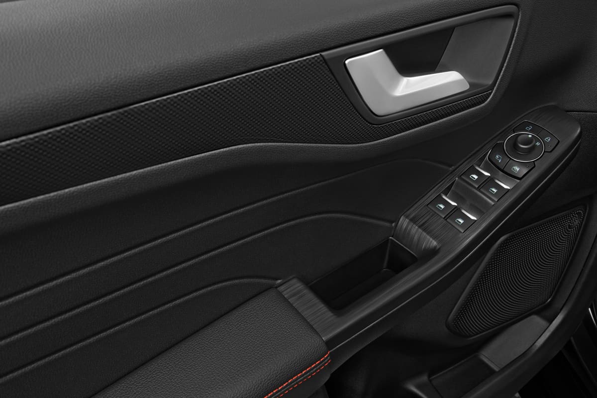 Türsteuerung eines Ford Kuga Plug-in-Hybrid 