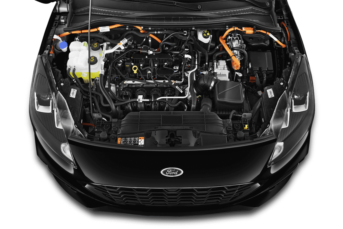 Motorraum eines Ford Kuga Plug-in-Hybrid 