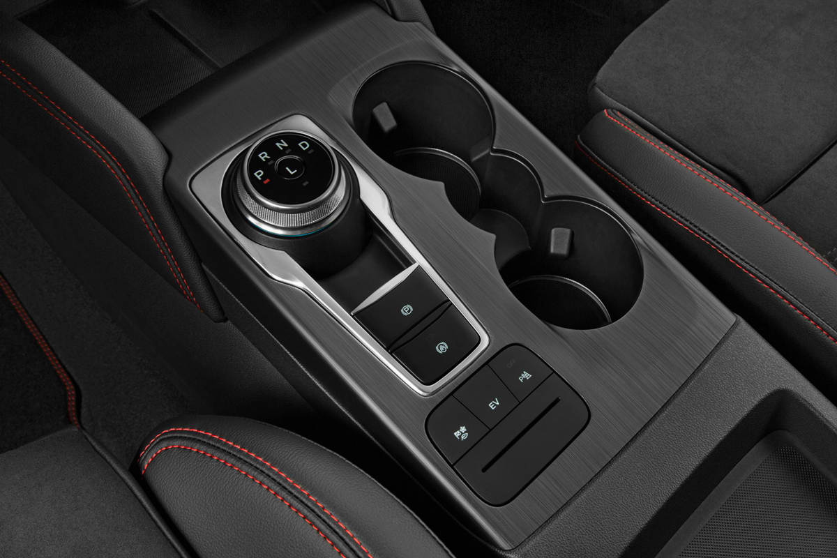 Schaltknüppel eines Ford Kuga Plug-in-Hybrid 