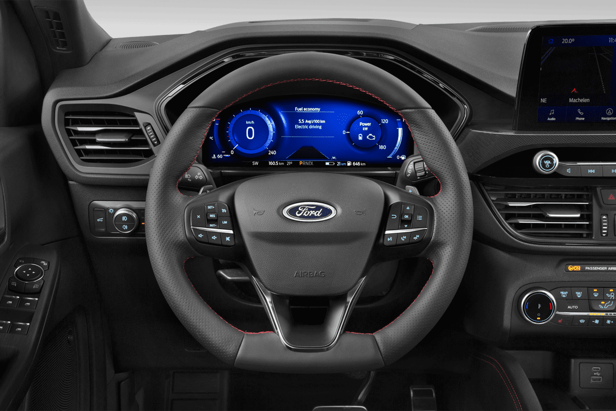 Lenkrad eines Ford Kuga Plug-in-Hybrid 