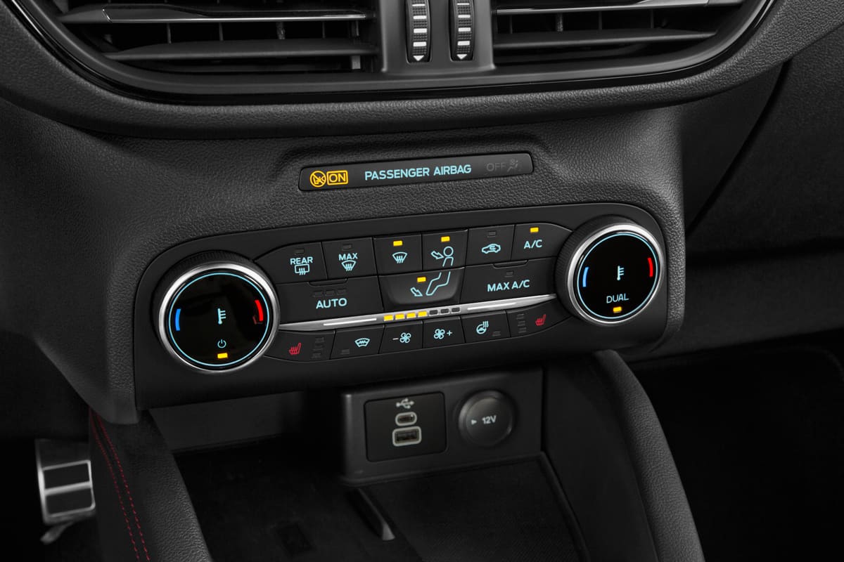 Klimasteuerung eines Ford Kuga Plug-in-Hybrid 