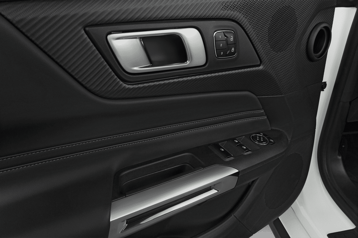 Türsteuerung eines Ford Mustang Convertible