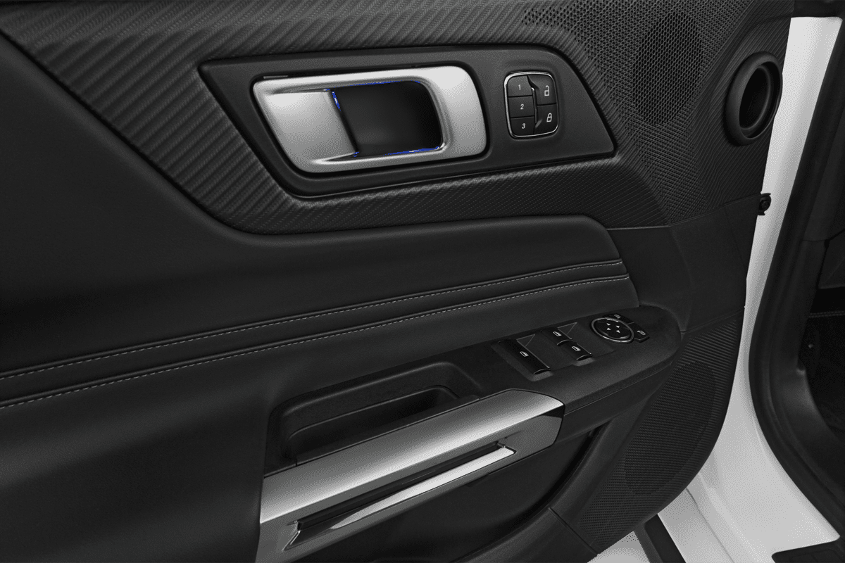 Türsteuerung eines Ford Mustang Convertible (neues Modell)