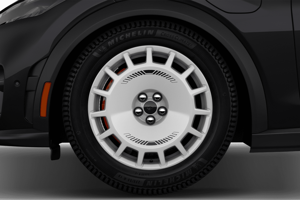 Radkappe oder Felge eines Ford Mach E (neues Modell)