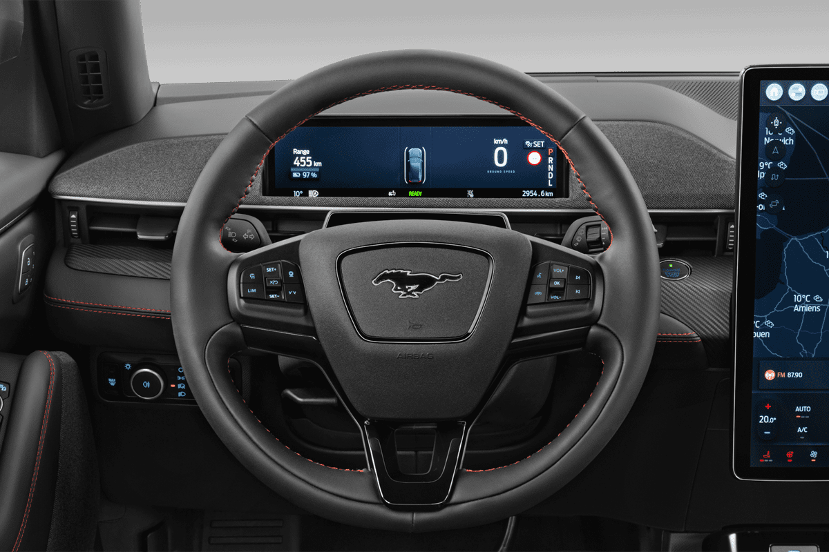 Lenkrad eines Ford Mach E