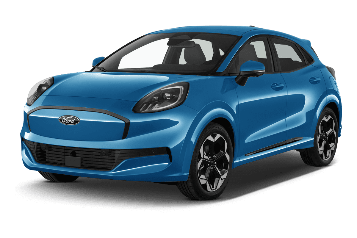 Schräge Frontansicht auf einen Ford Puma Gen-E, freigestellt