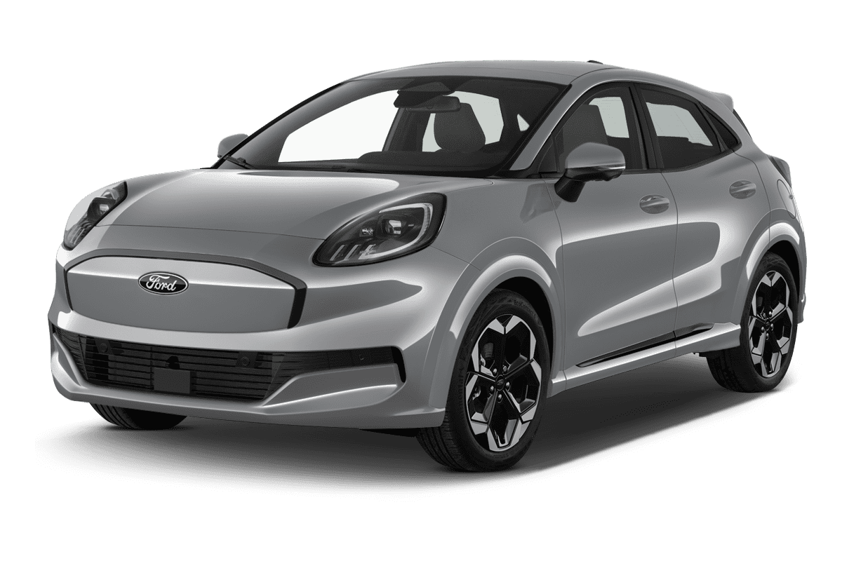 Schräge Frontansicht auf einen Ford Puma Gen-E, freigestellt