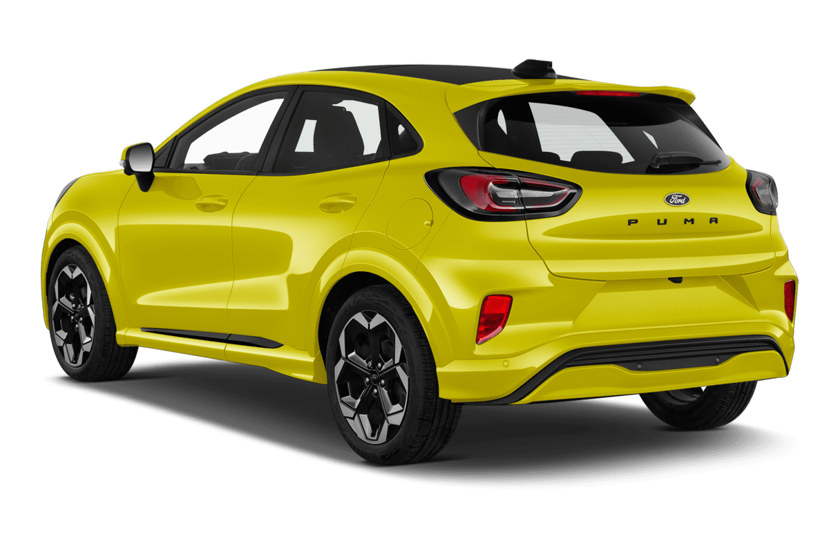 Schräge Heckansicht eines Ford Puma Gen-E, freigestellt