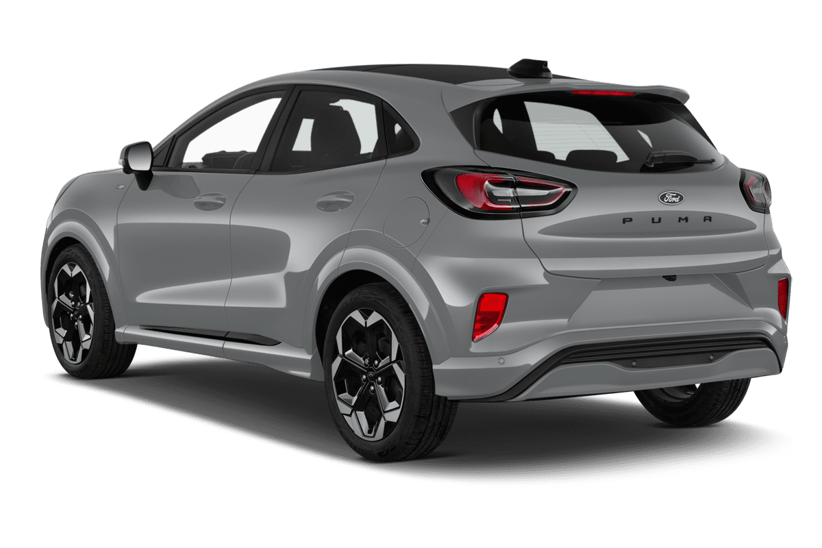 Schräge Heckansicht eines Ford Puma Gen-E, freigestellt