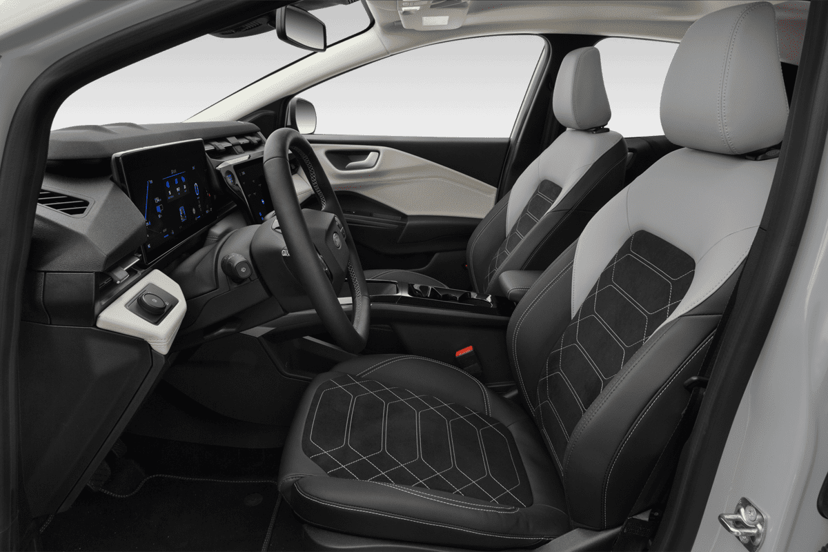 Vordersitze eines Ford Puma Gen-E