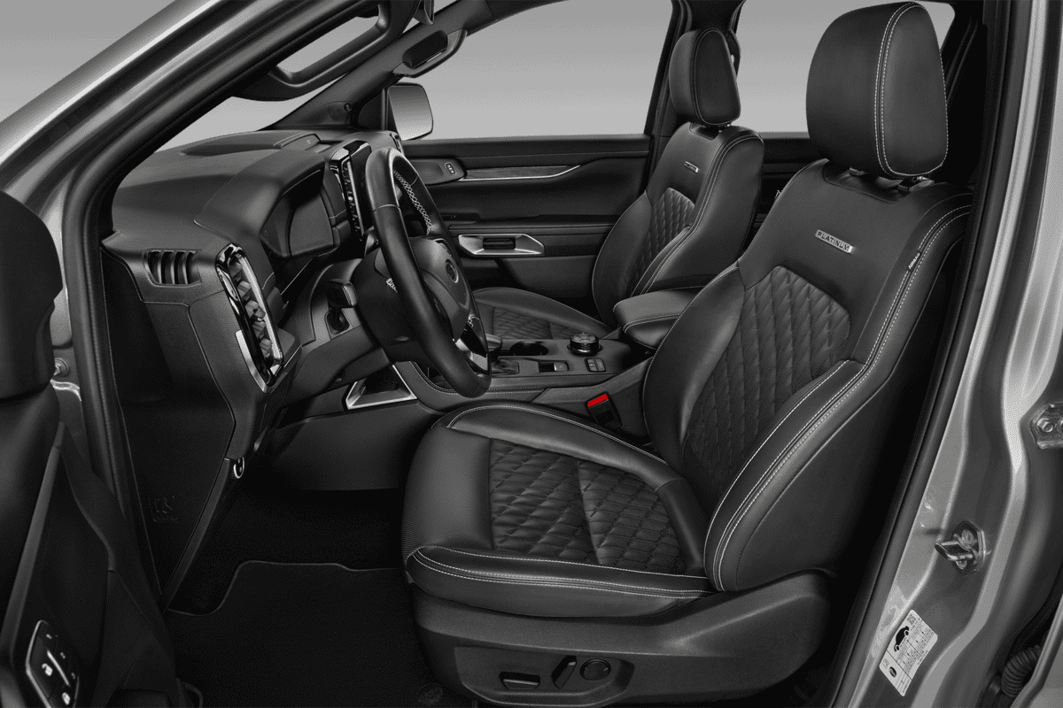 Vordersitze eines Ford Ranger