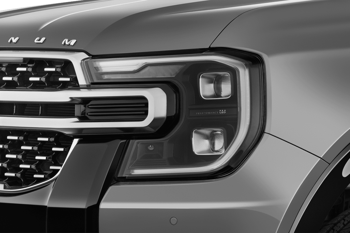 Frontscheinwerfer eines Ford Ranger