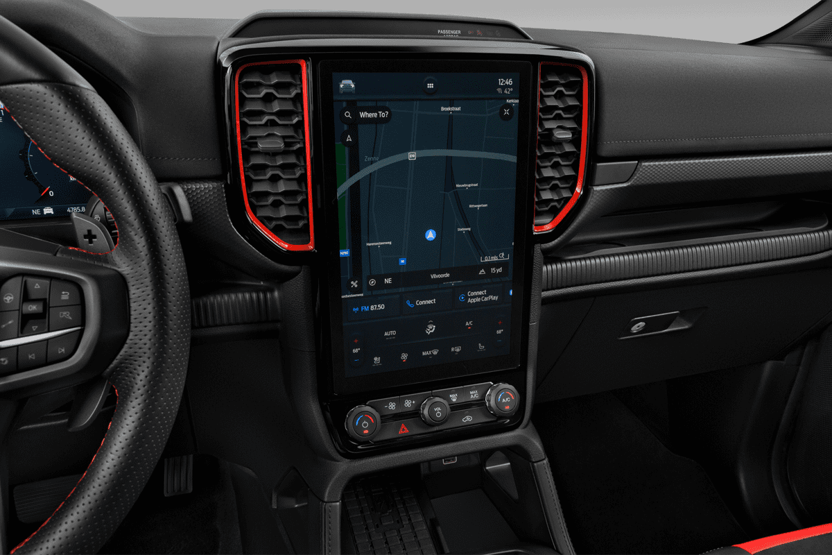 Mittelkonsole eines Ford Ranger Raptor