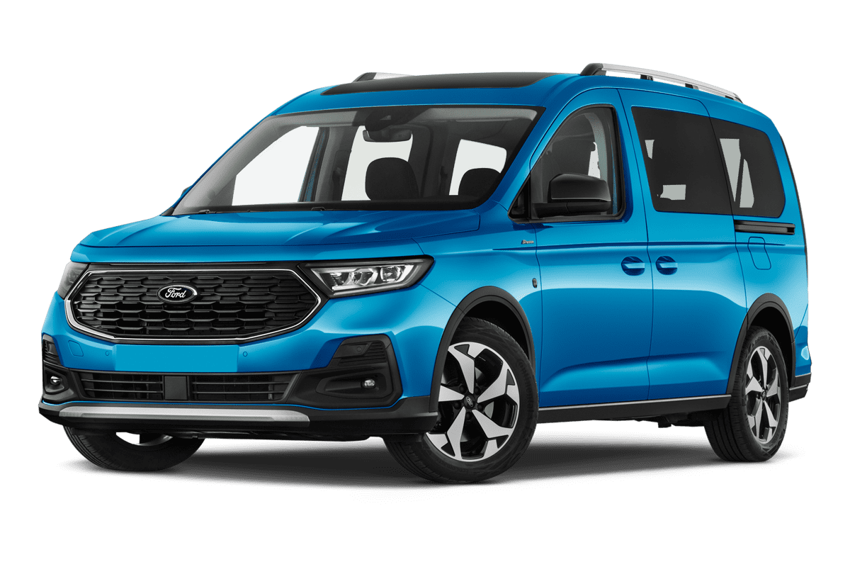 Tiefe, schräge Heckansicht eines Ford Tourneo Connect Plug-in-Hybrid, freigestellt