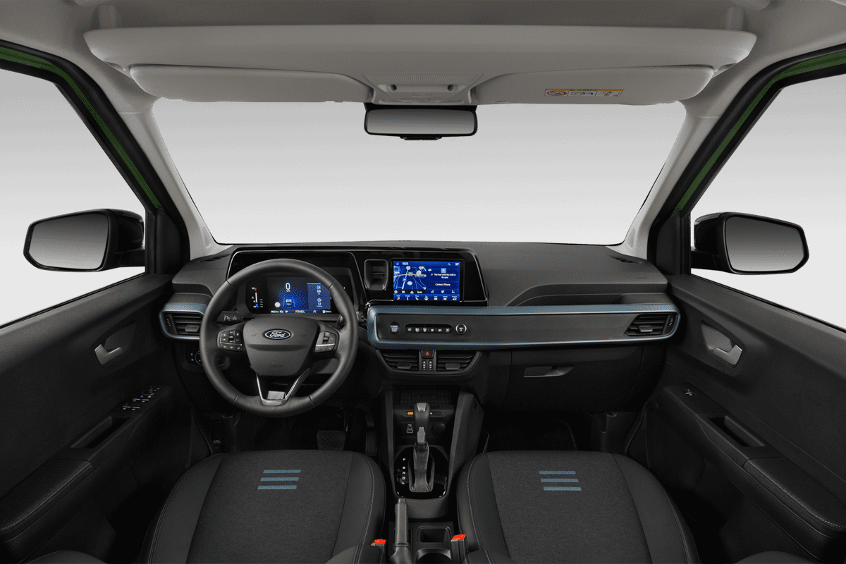 Armaturenbrett eines Ford E-Tourneo Courier 