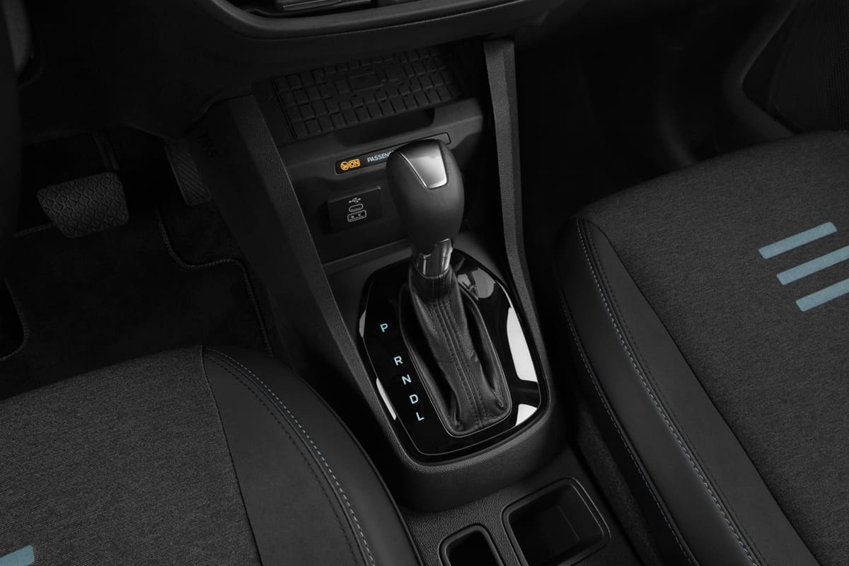 Schaltknüppel eines Ford E-Tourneo Courier 