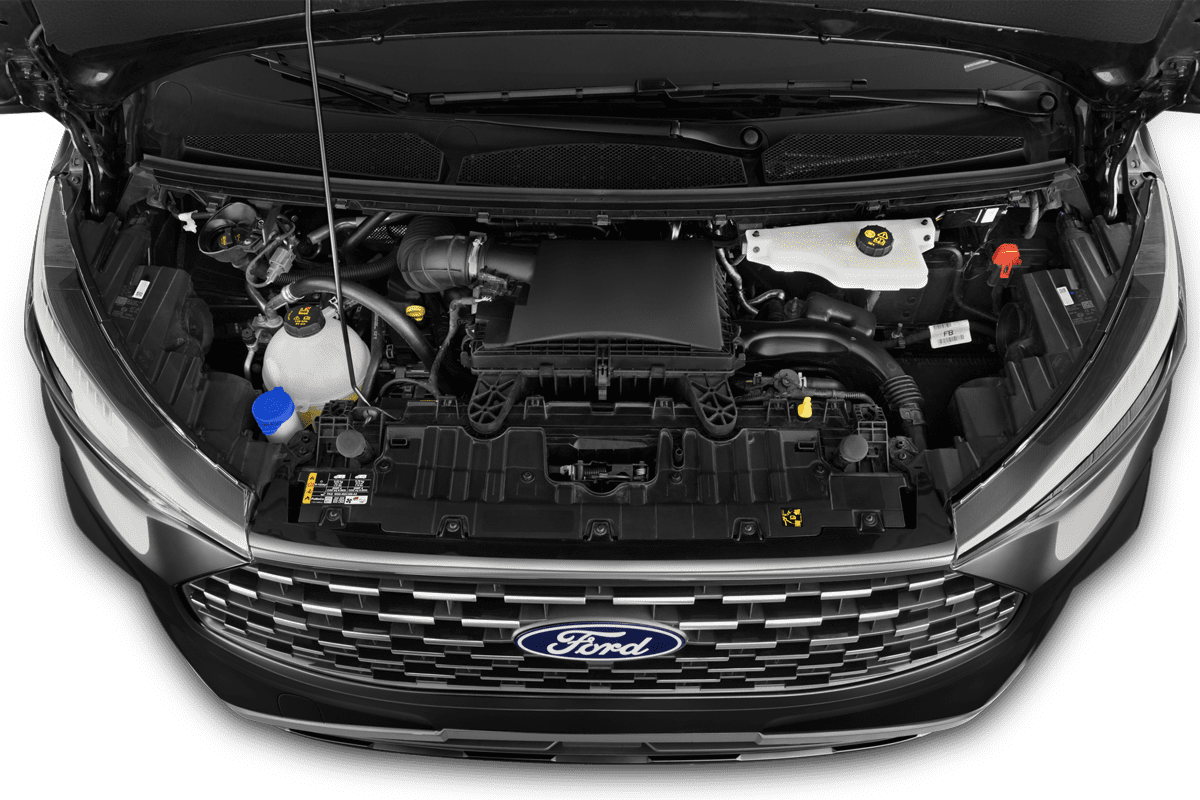 Motorraum eines Ford Tourneo Custom 