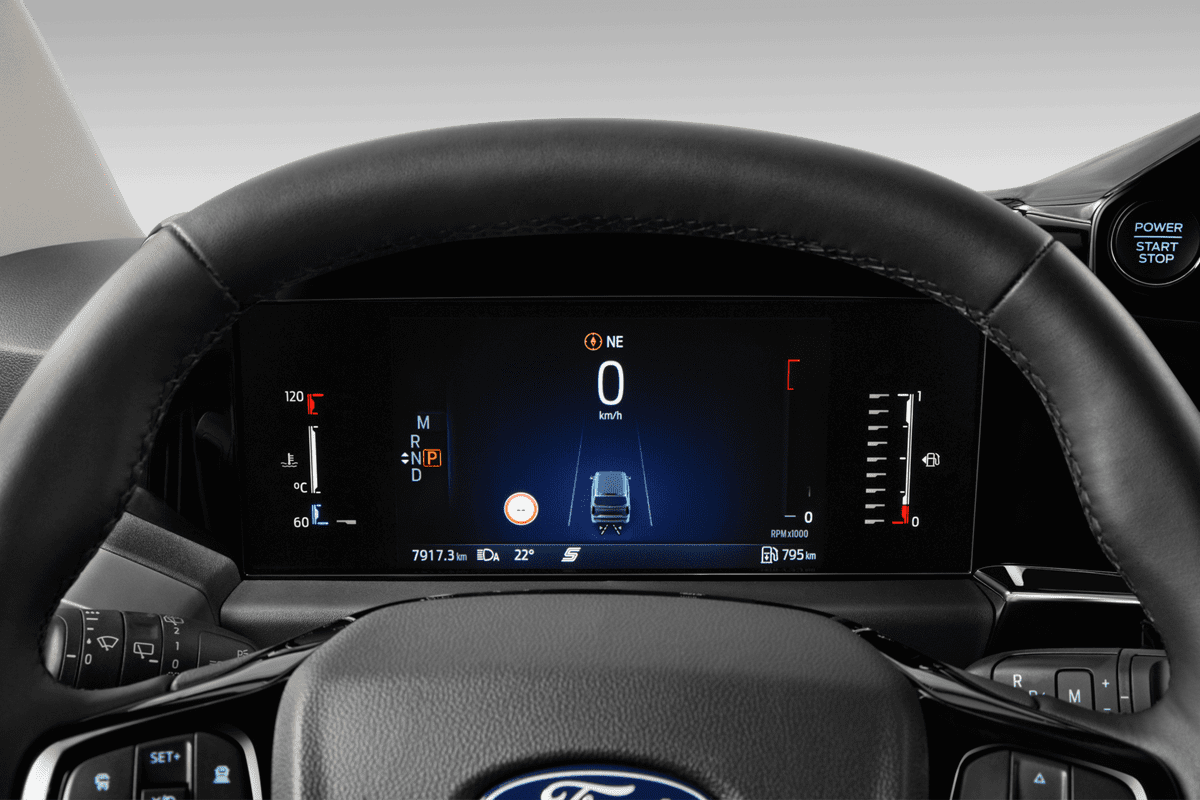 Kombiinstrument eines Ford Tourneo Custom 