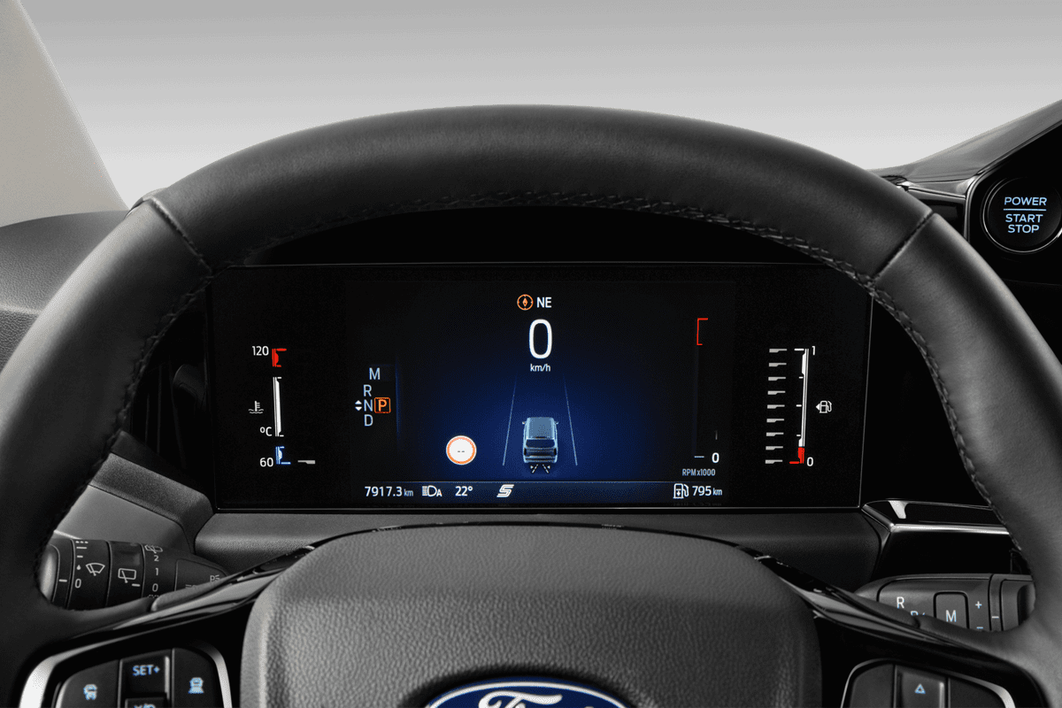 Kombiinstrument eines Ford Tourneo Custom 