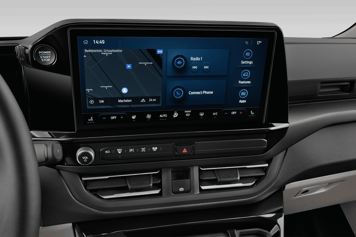 Mittelkonsole eines Ford Tourneo Custom Plug-In-Hybrid 