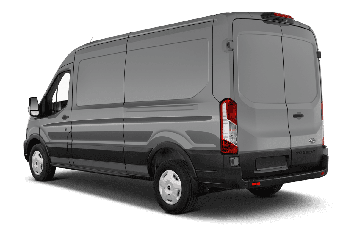 Schräge Heckansicht eines Ford Transit Kastenwagen, freigestellt