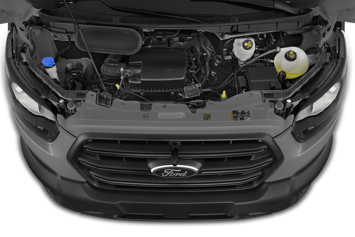 Motorraum eines Ford Transit Kastenwagen