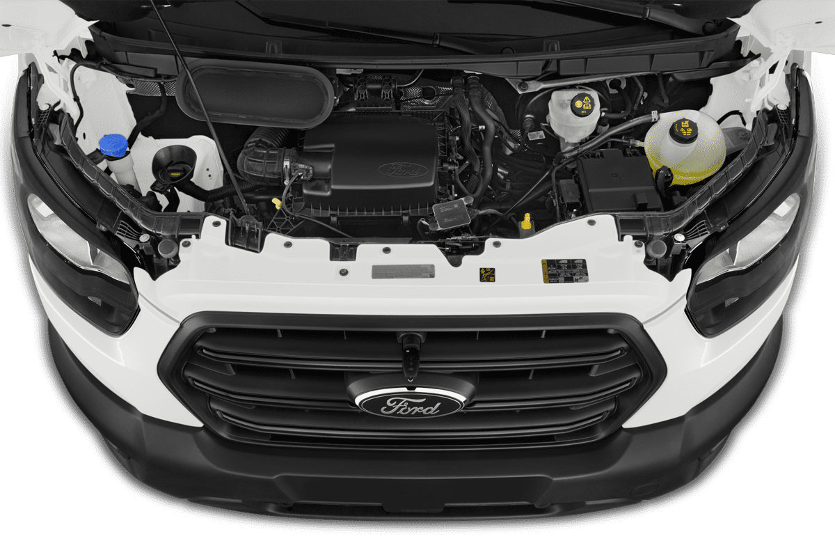 Motorraum eines Ford Transit Kastenwagen