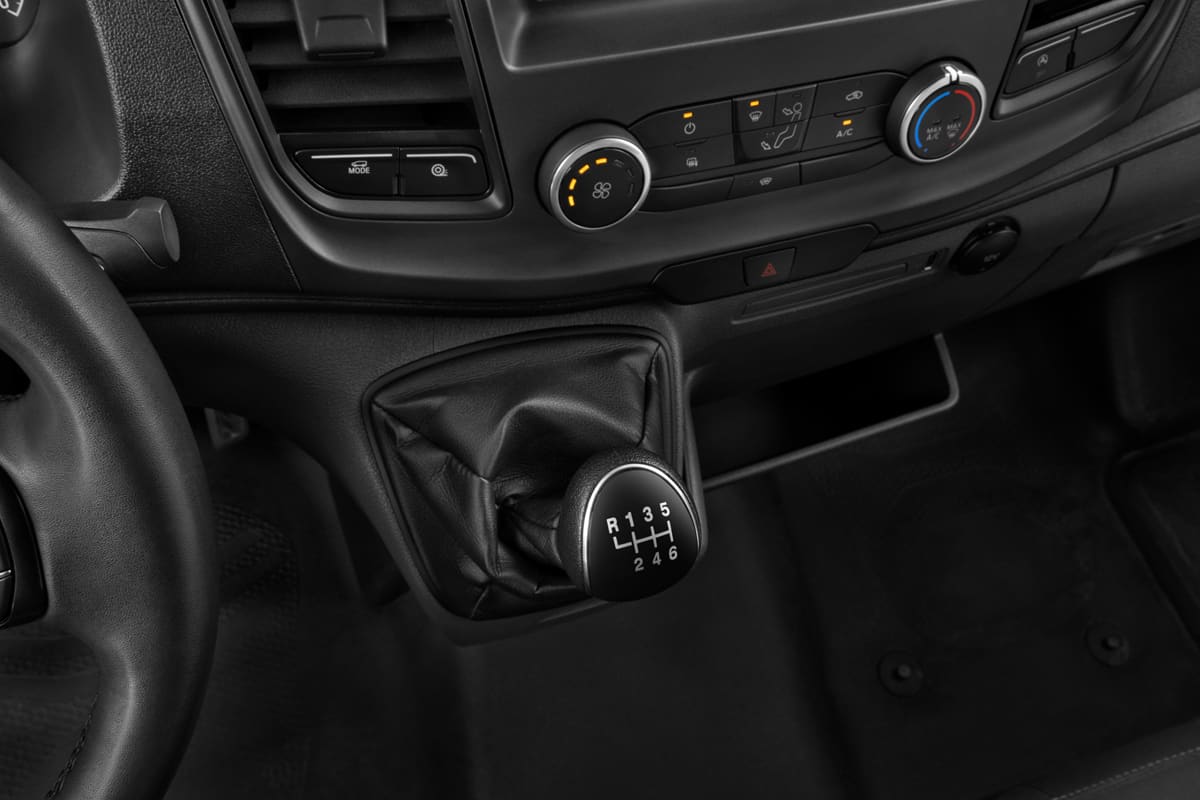 Schaltknüppel eines Ford Transit Fahrgestell 