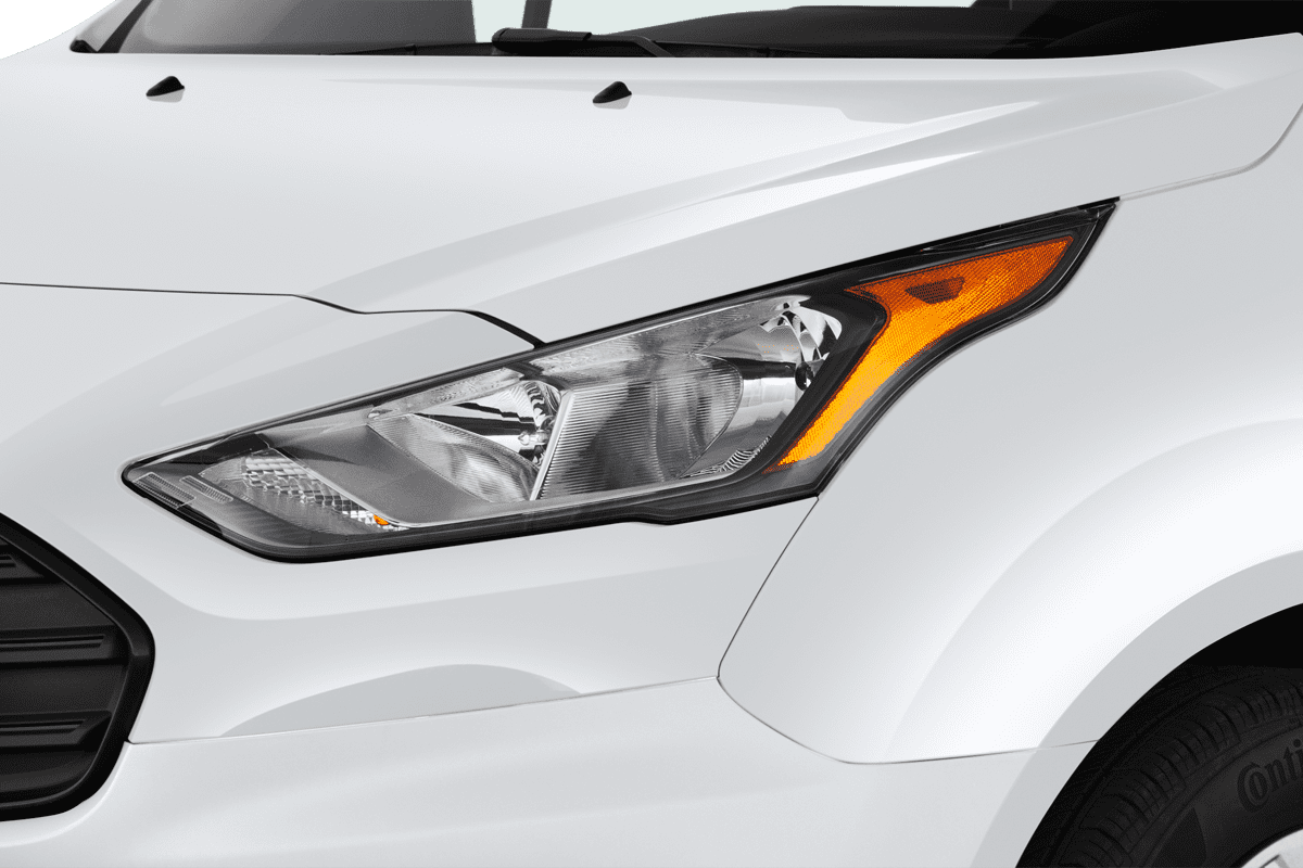 Frontscheinwerfer eines Ford Transit Connect Kastenwagen 