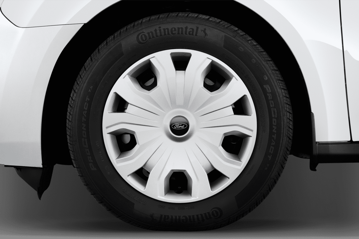 Radkappe oder Felge eines Ford Transit Connect Kastenwagen 