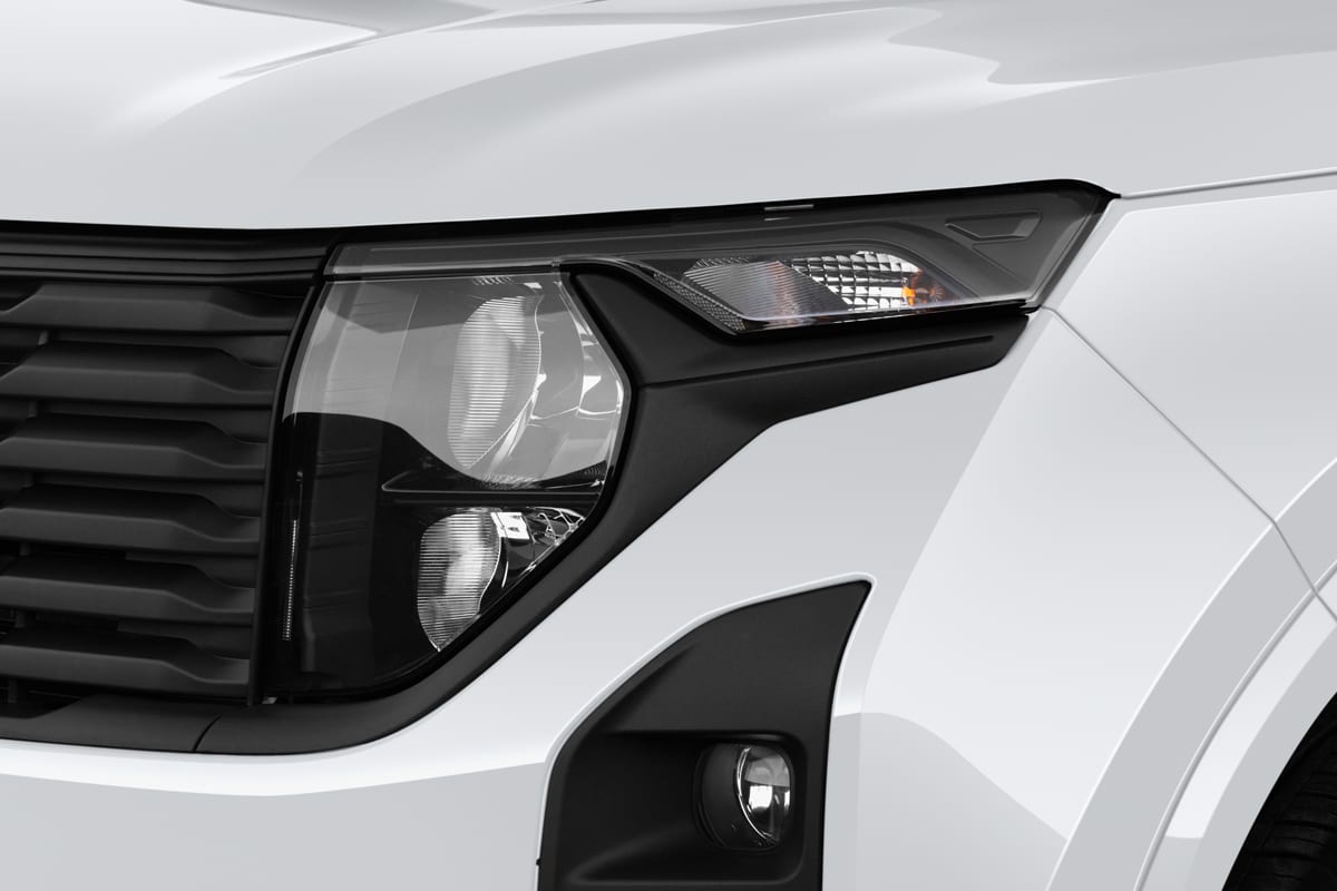 Frontscheinwerfer eines Ford Transit Courier Kastenwagen 