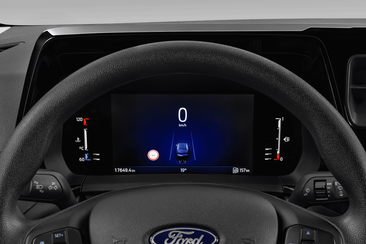 Kombiinstrument eines Ford Transit Courier Kastenwagen 