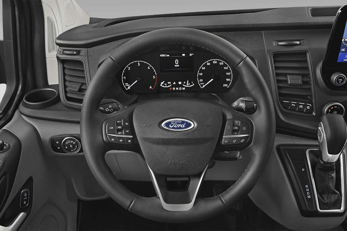 Lenkrad eines Ford Transit Custom Kombi 