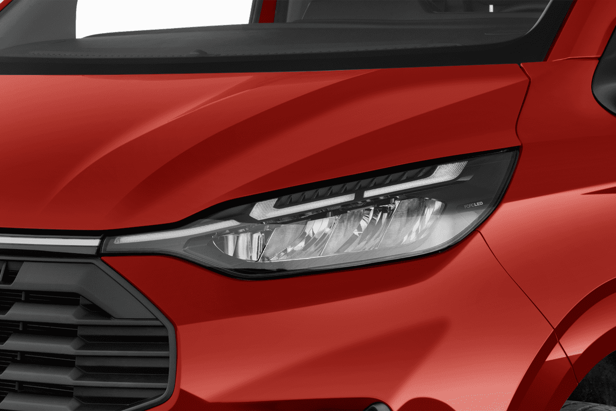 Frontscheinwerfer eines Ford Transit Custom Kastenwagen