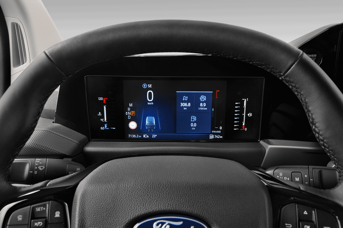 Kombiinstrument eines Ford Transit Custom Kastenwagen