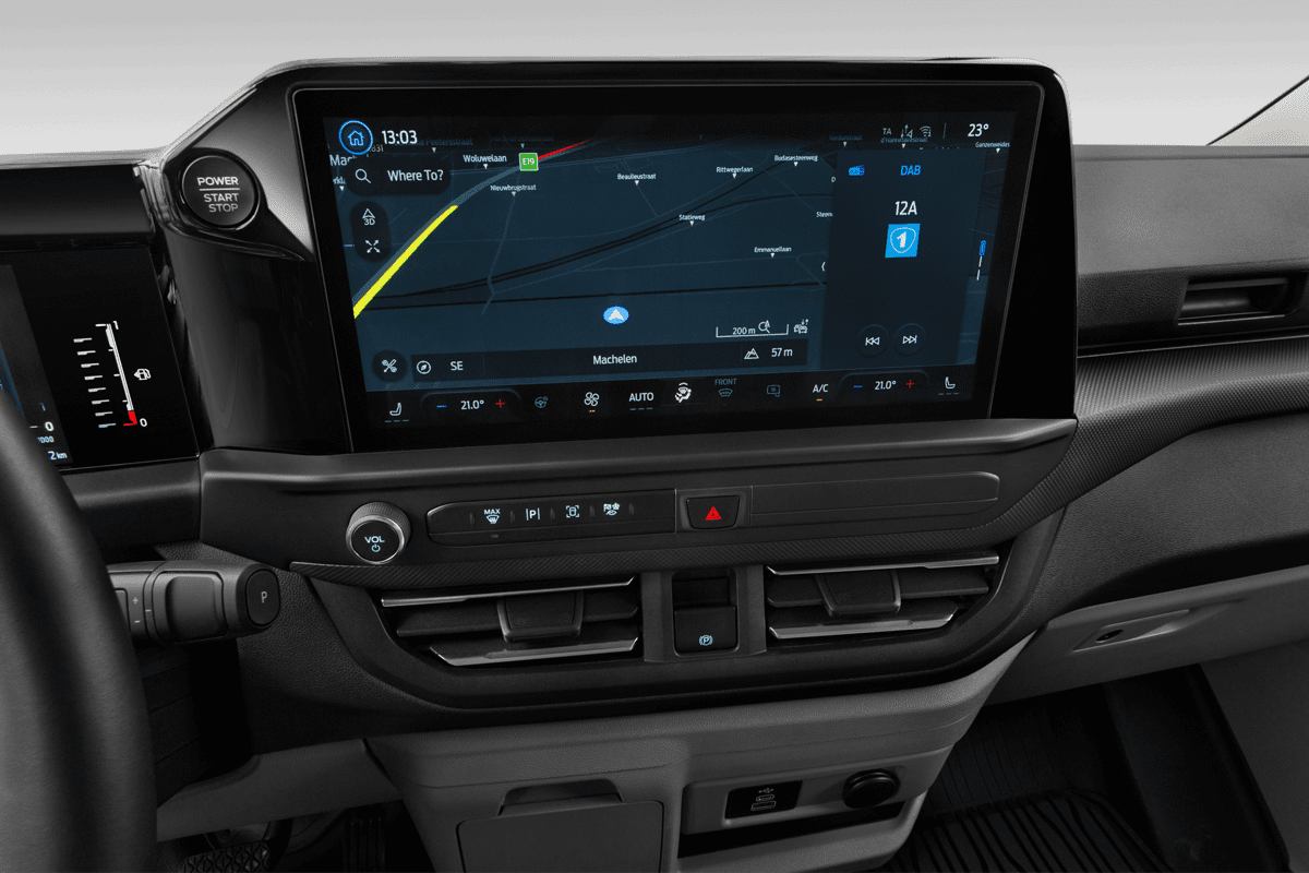 Mittelkonsole eines Ford Transit Custom Kastenwagen