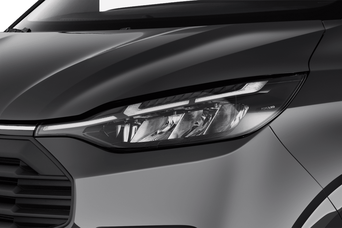 Frontscheinwerfer eines Ford Transit Custom Kombi Plug-In-Hybrid